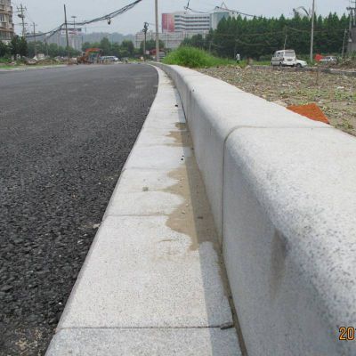 批發(fā)天然花崗巖 蘑菇石定制 路沿石 路邊石 路牙石 市政道路側(cè)石 路緣石